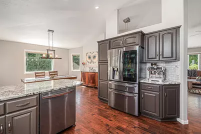 721 Britz Drive, Luverne, MN 56156 - Photo 17