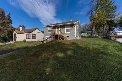 904 N Aurdal Avenue, Fergus Falls, MN 56537 - Photo 1