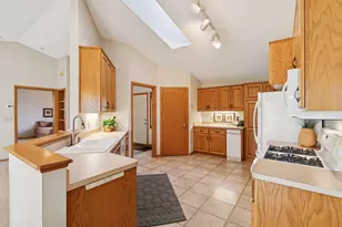 3821 Impatiens Ln N, Brooklyn Park, MN 55443 - Photo 15