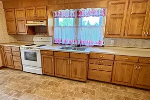 222 Spruce St, Spooner, WI 54801 - Photo 7