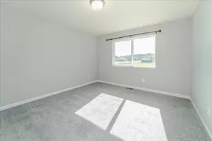 922 Prestwick Dr, Belle Plaine, MN 56011 - Photo 23