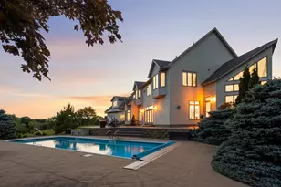 9721 Frontier Ln, Credit River Township, MN 55044 - Photo 7