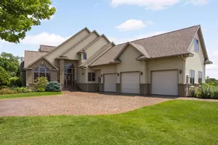 9721 Frontier Ln, Credit River Township, MN 55044 - Photo 3