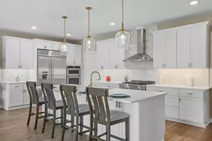 17963 Greenwich Wy, Lakeville, MN 55044 - Photo 5