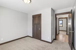 200 Frenzel Dr, Arlington, MN 55307 - Photo 29