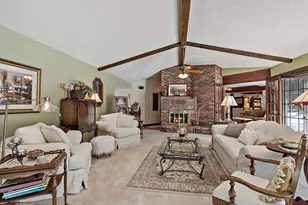 8250 Havelock Ct, Apple Valley, MN 55124 - Photo 5