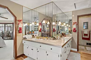 8250 Havelock Ct, Apple Valley, MN 55124 - Photo 19