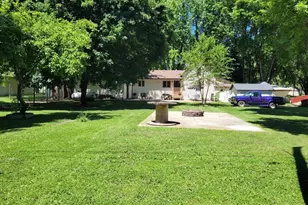110 N Grant St, Taunton, MN 56291 - Photo 3