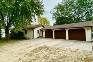 110 N Grant St, Taunton, MN 56291 - Photo 1