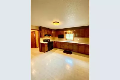 110 N Grant Street, Taunton, MN 56291 - Photo 7