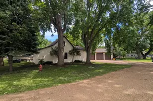 110 N Grant St, Taunton, MN 56291 - Photo 1