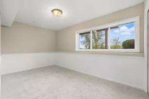 8816 Brunell Way, Inver Grove Heights, MN 55076 - Photo 25