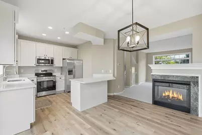 8816 Brunell Way #404, Inver Grove Heights, MN 55076 - Photo 7