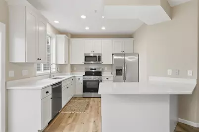 8816 Brunell Way #404, Inver Grove Heights, MN 55076 - Photo 5