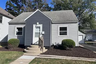 1047 S Oak Ave, Owatonna, MN 55060 - Photo 1