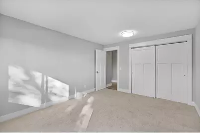 205 Barry Avenue S #210, Wayzata, MN 55391 - Photo 11