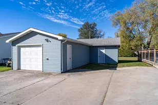 604 Lincoln Ave, Crookston, MN 56716 - Photo 23