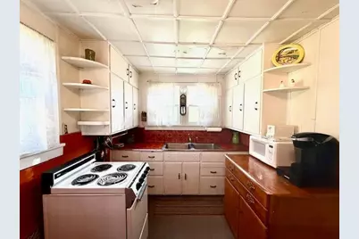 307 Winnebago Street S, Caledonia, MN 55921 - Photo 3