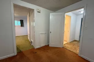 211 Kendall Ave N, Thief River Falls, MN 56701 - Photo 31