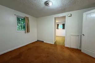 211 Kendall Ave N, Thief River Falls, MN 56701 - Photo 29