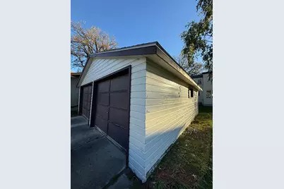 211 Kendall Avenue N, Thief River Falls, MN 56701 - Photo 49