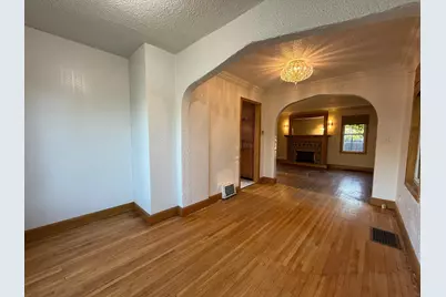 211 Kendall Avenue N, Thief River Falls, MN 56701 - Photo 13