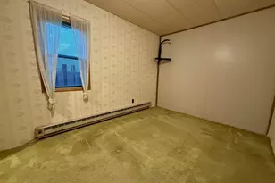 211 Kendall Ave N, Thief River Falls, MN 56701 - Photo 21