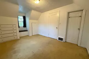211 Kendall Ave N, Thief River Falls, MN 56701 - Photo 23