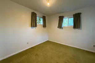 211 Kendall Ave N, Thief River Falls, MN 56701 - Photo 31