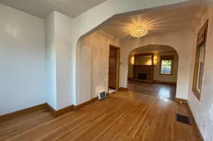 211 Kendall Ave N, Thief River Falls, MN 56701 - Photo 11