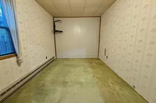 211 Kendall Ave N, Thief River Falls, MN 56701 - Photo 19