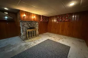 211 Kendall Ave N, Thief River Falls, MN 56701 - Photo 35