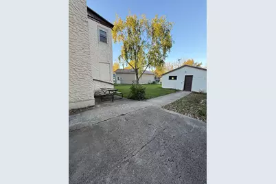 211 Kendall Avenue N, Thief River Falls, MN 56701 - Photo 43