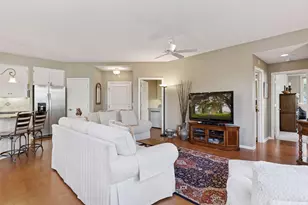 205 Mill St, Excelsior, MN 55331 - Photo 11