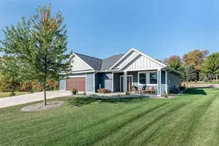 135 Shoreview Dr, Elysian, MN 56028 - Photo 1