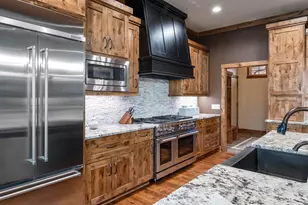 20060 Vine St, Excelsior, MN 55331 - Photo 7