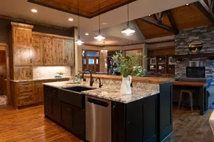 20060 Vine St, Excelsior, MN 55331 - Photo 9