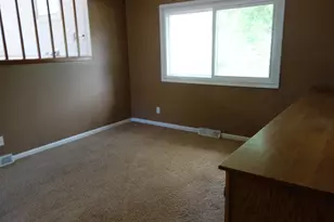 1801 Linn Dr, Owatonna, MN 55060 - Photo 9