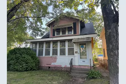 988 Earl Street, Saint Paul, MN 55106 - Photo 1
