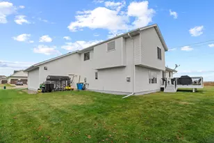 2595 Fox Hollow Ln, Owatonna, MN 55060 - Photo 35