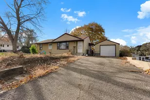 354 12th Ave S, South Saint Paul, MN 55075 - Photo 3
