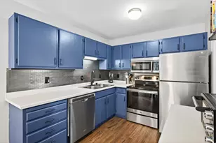 4525 Churchill St, Shoreview, MN 55126 - Photo 7