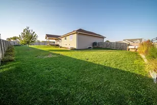 580 Canyon Ln NW, Eyota, MN 55934 - Photo 5