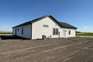 1106 Sunflower Rd Rwf, Redwood Falls, MN 56283 - Photo 13