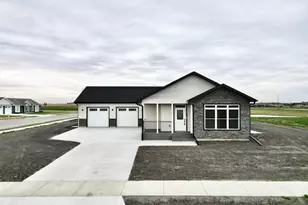 1106 Sunflower Rd Rwf, Redwood Falls, MN 56283 - Photo 3