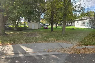 416 South St, Paynesville, MN 56362 - Photo 9