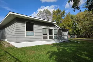 416 South St, Paynesville, MN 56362 - Photo 11