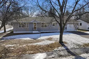 416 South St, Paynesville, MN 56362 - Photo 1