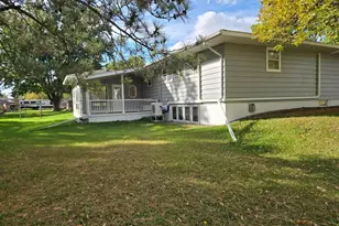 416 South St, Paynesville, MN 56362 - Photo 5