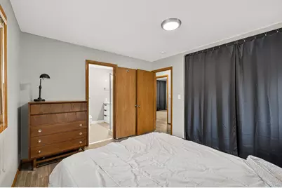 2670 Quail Avenue N, Golden Valley, MN 55422 - Photo 17